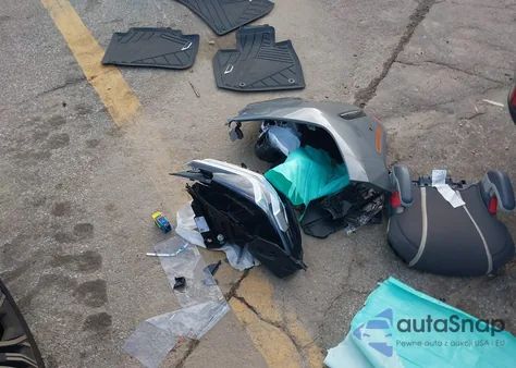 2025 BMW X3 30 xDrive из США, поврежденный, VIN 5UX53GP07S9Z82084